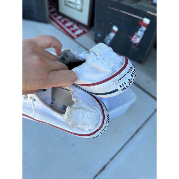 Converse White sneakers sz 8 - Picture 4 of 4